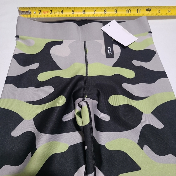 NWT COR designed by ultracor leggings sz M - Picture 3 of 9